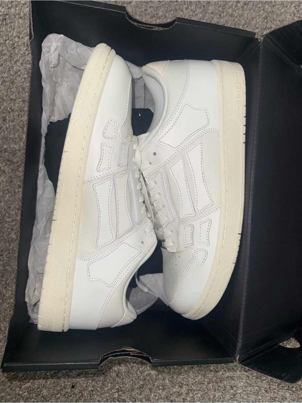 AMIRI Men's Off-White Leather Low-Top Sneakers